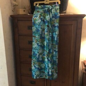 Vibrant Blue and Green vintage Hawaiian wrap waterfall tiki luau Patterned Skirt